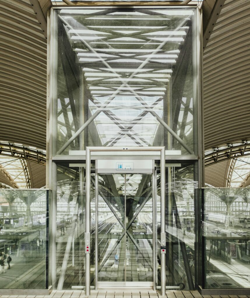 bernard-hermant-sCRbHTdV08-unsplash Elevator Shaft Construction Process
